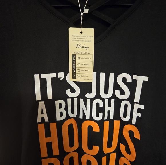 Roshop It's Just A Bunch of Hocus Pocus Long Sleeve Top - Picture 2 of 2